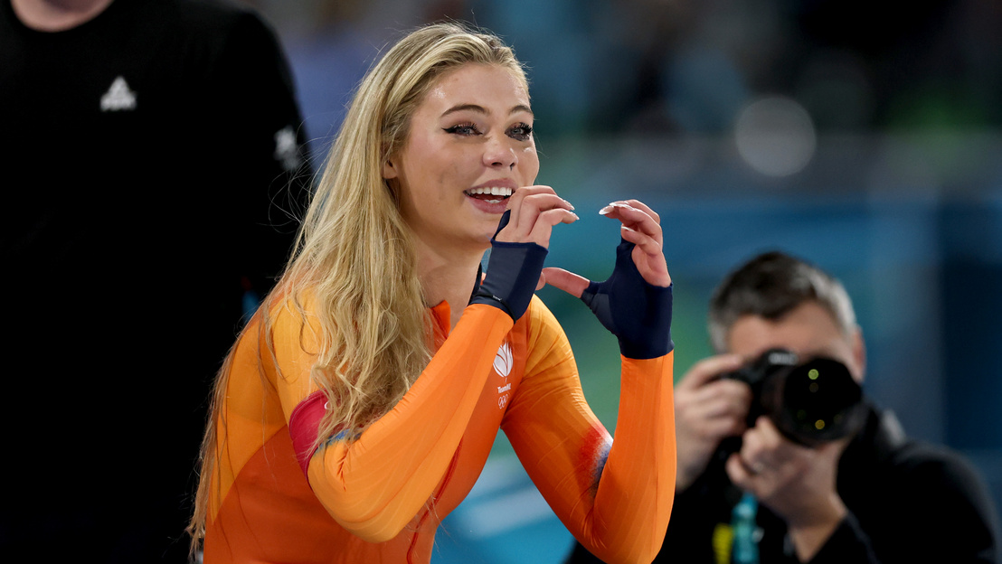 indexhu's tweet image. Jutta Leerdam, a szélsőjobbos ringpojáca dívának nevezett barátnője lopta el a show-t a milánói jégoválon.

index.hu/sport/2026/mil…

Fotó: Maja Hitij / Getty Images

#JuttaLeerdam #JakePaul #WinterOlympics #MilanoCortinaOlympic2026 #Indexhu