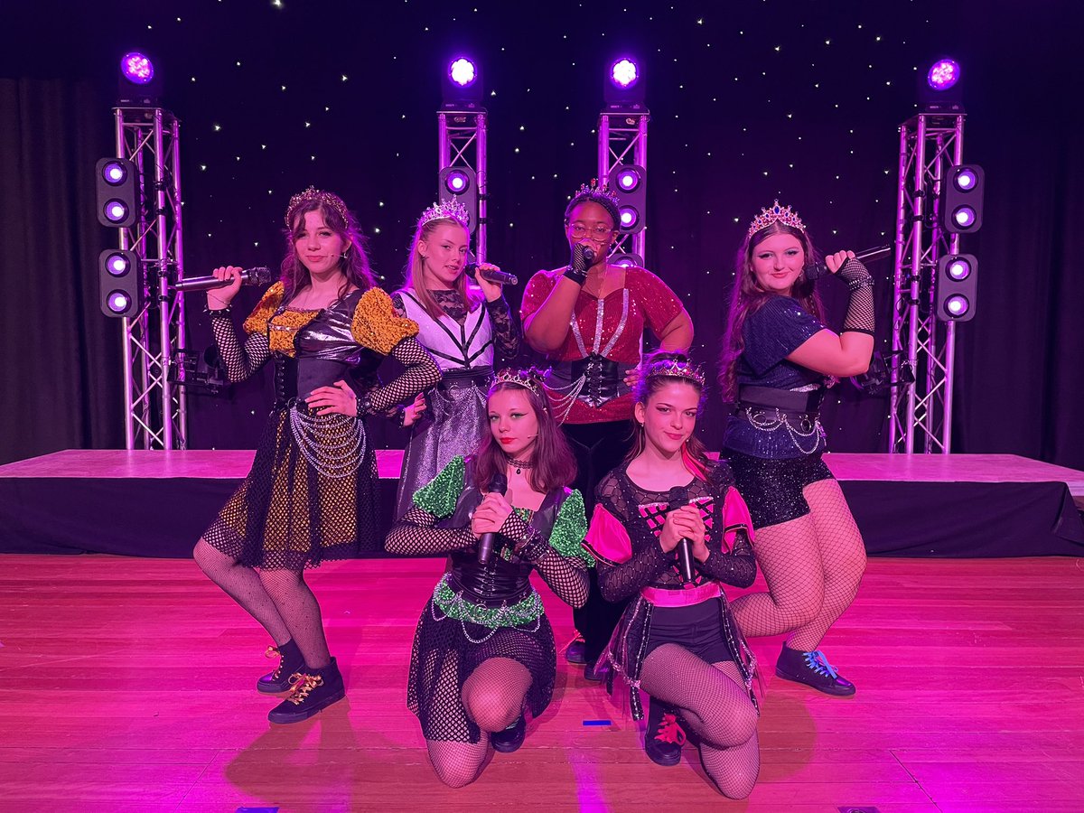 Miss C Gedge tweet media