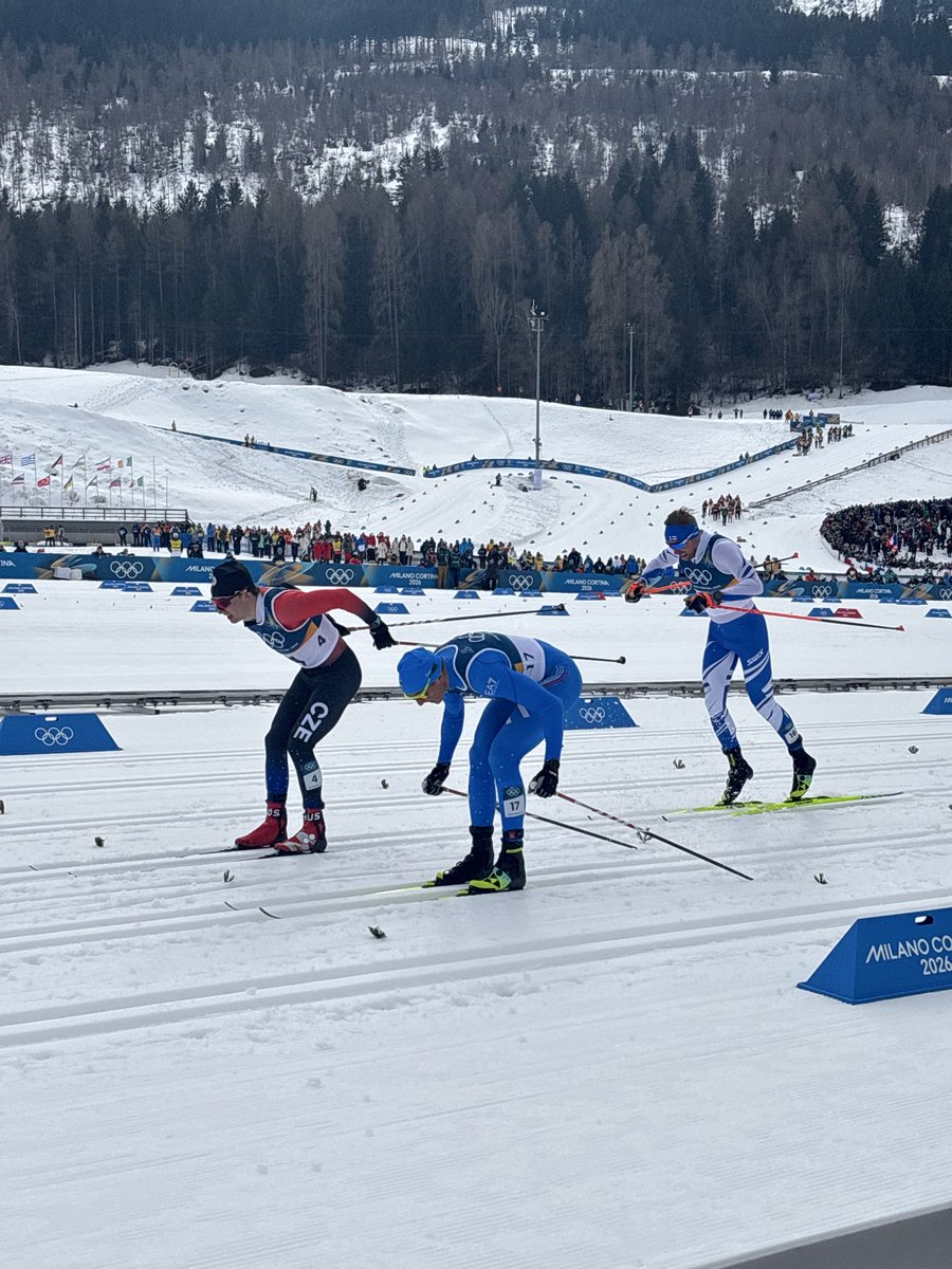 Jack24Bauer's tweet photo. Erste Reihe fußfrei.

#Olympics #OlympischeSpiele https://t.co/NMhw2NVqUj