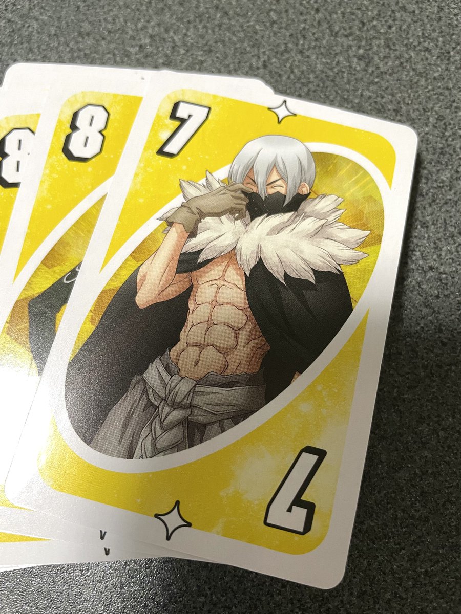 UNO開けてなかった！7が来ても捨てられない