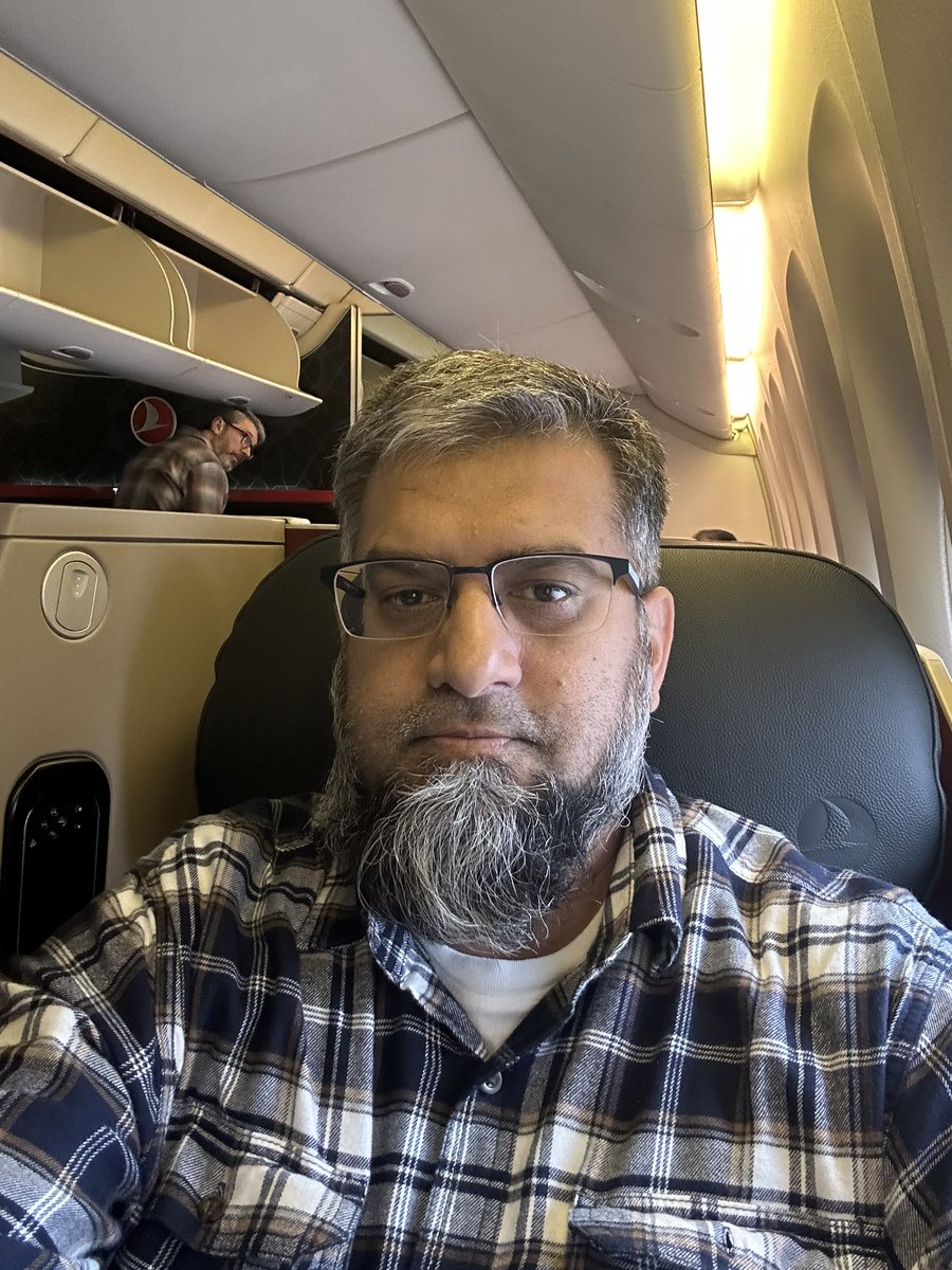 Zeeshan Usmani tweet media