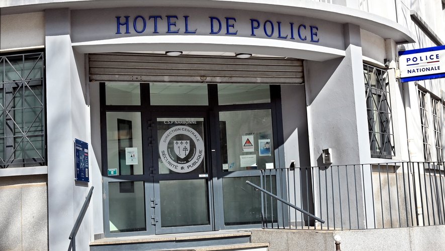 Narbonne (11) : un Syrien en trottinette, déjà connu de la police, ouvre la porte d’un véhicule conduit par une femme et tente de lui voler son sac à main ; il a été interpellé

 fdesouche.com/2026/02/10/nar…