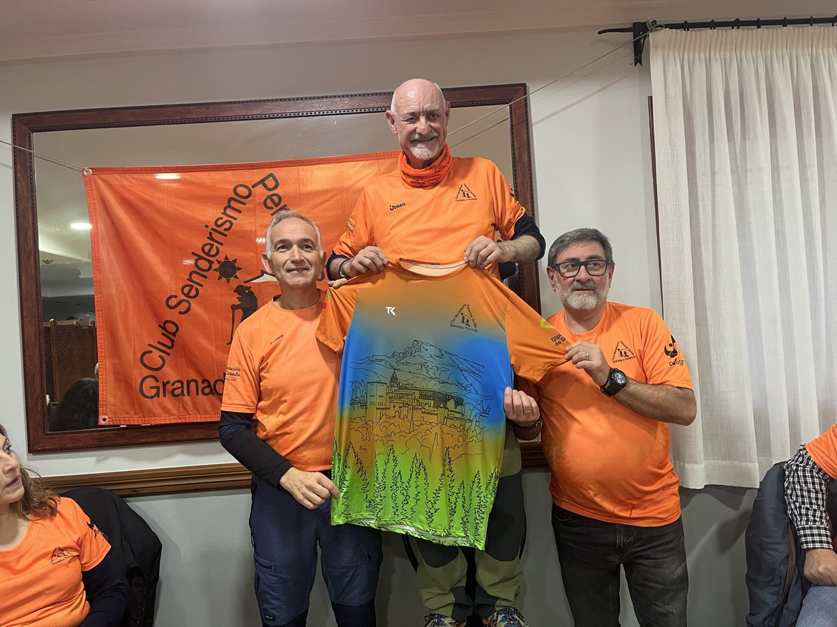 Club de Montañismo de Personas Sordas de Gr ASOGRA tweet media