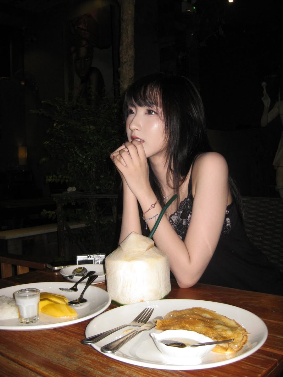 แล้วอยู่ดีๆเจ่เจ้แซ่บเฉย😂 #EmmyBNK48