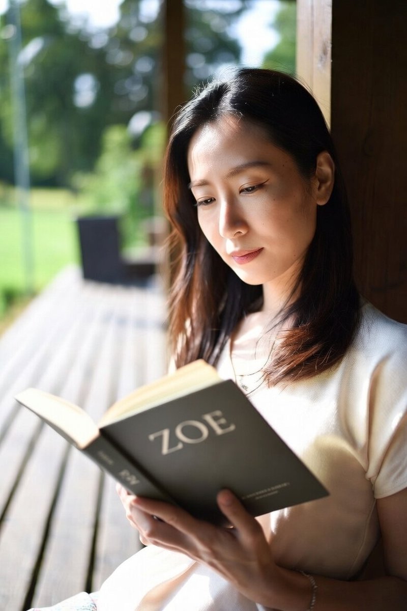 SquareCoinTalk1's tweet image. No Hashtag , no link , just somebody enjoying a book