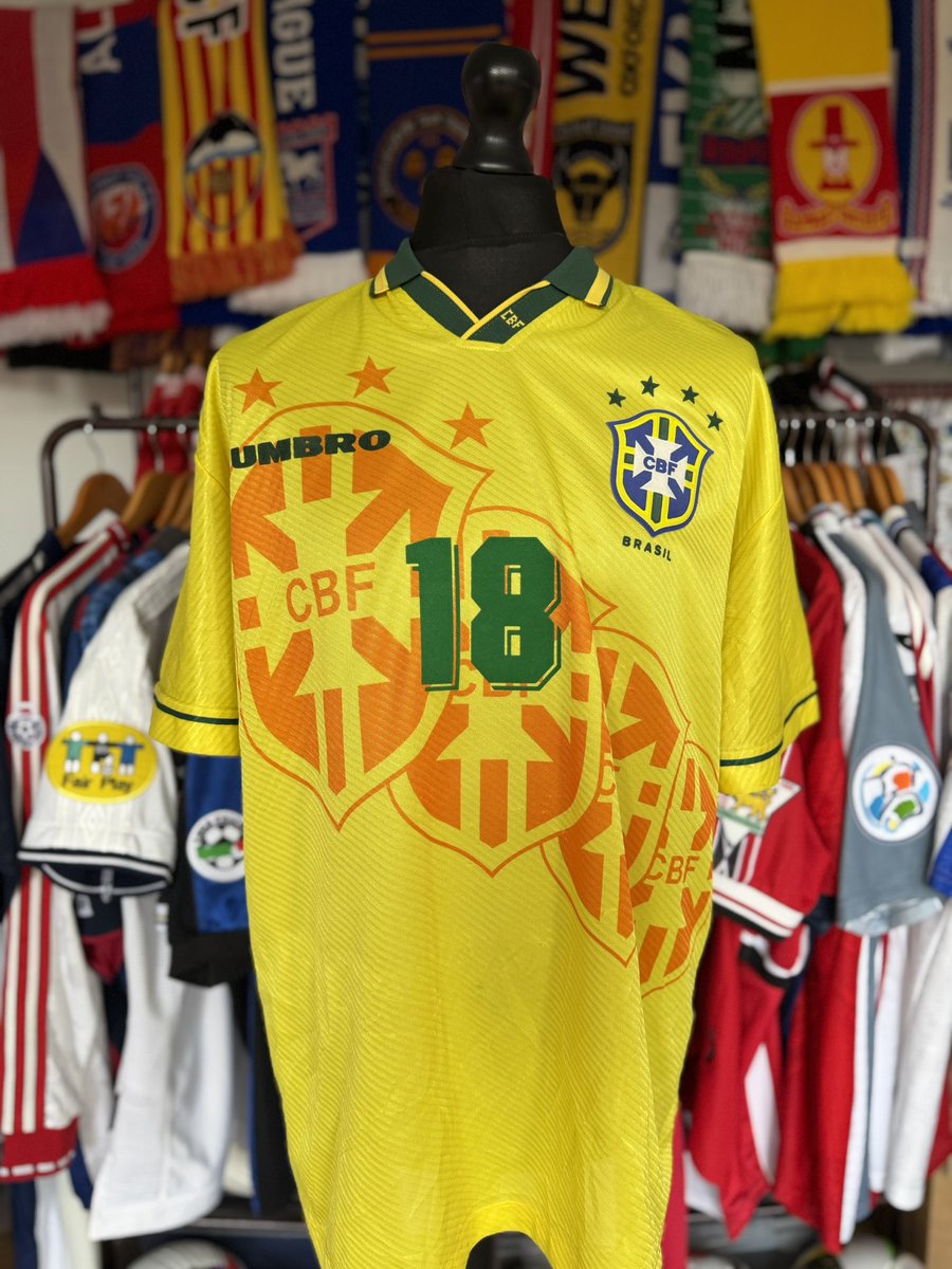 🚨NEW PRINT CLAXON🚨 ⚽️ 18 RONALDO 📆 Brazil - Home - 1994/1997