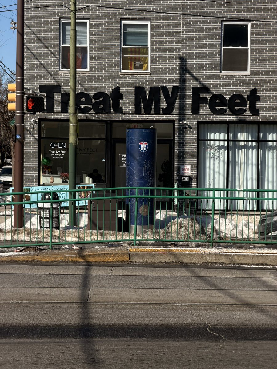 youpayhail's tweet image. So real.