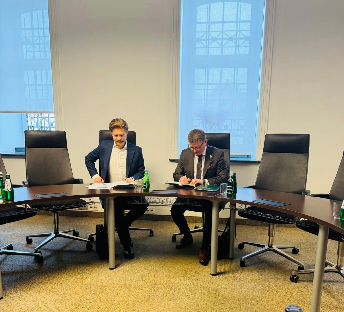 Adam Nocoń tweet media