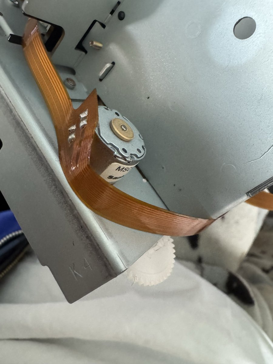 あー！もう一個モーターあったぁ！！！これだぁあああう