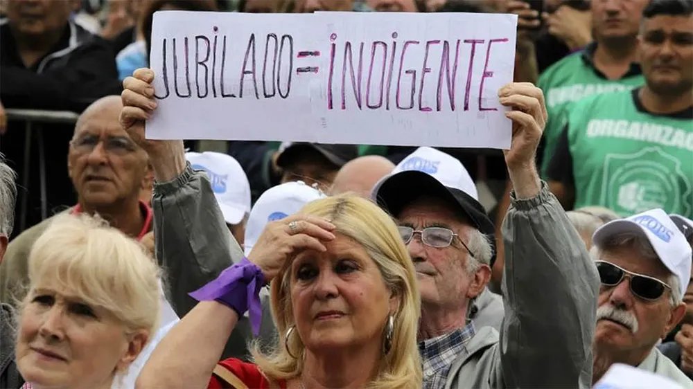 #Trascendental "Vemos que los jubilados realizan actividades laborales precarias, esto nos habla de la crisis en los ingresos. Una cuestión es tener el deseo de trabajar, otra es la necesidad de buscar trabajo porque la jubilación no alcanza <a href="/canrueda/">Candelaria🌊</a> <a href="/iargentinag/">Instituto Argentina Grande</a>