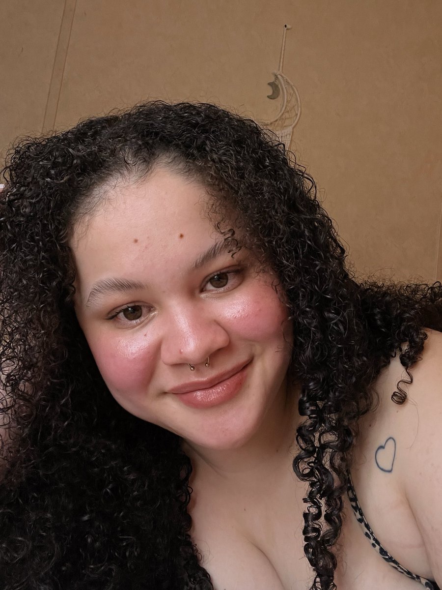 face reveal 𐔌՞ ܸ.ˬ.ܸ՞𐦯