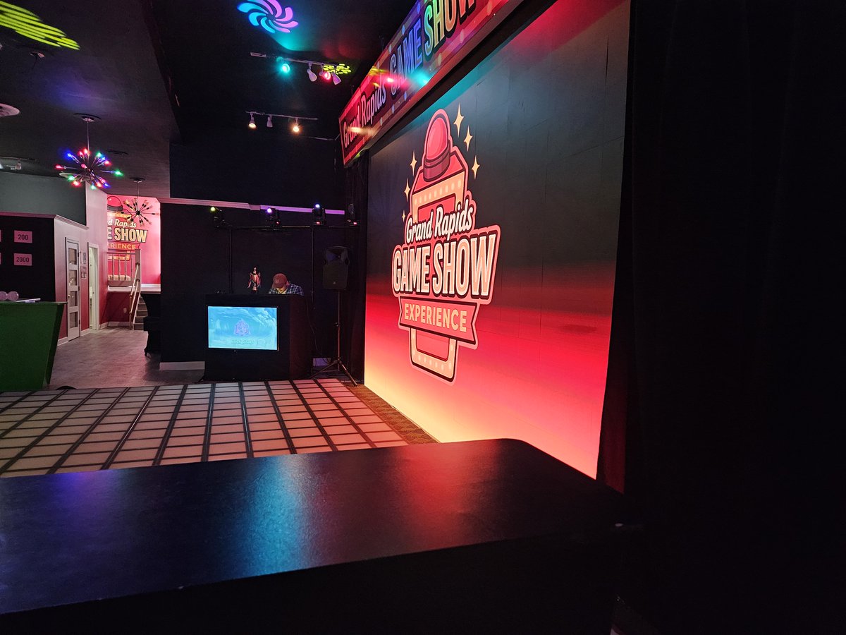 What a combination!

Tickets to <a href="/TPIRLIVE/">Price Is Right Live! (On Tour Now!)</a> AND vouchers for the Grand Rapids Game Show?! It's happening on our Instagram now, hurry and enter for your chance to win. instagram.com/devoshall/