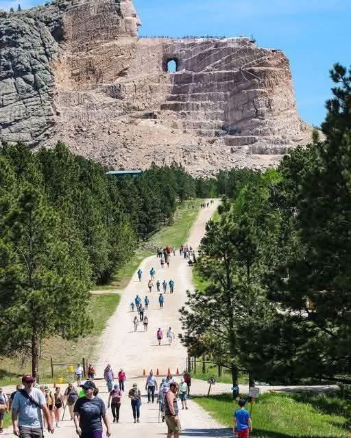 proud_native_am's tweet photo. Crazy Horse Memorial in South Dakota.The largest sculpture in the world, Crazy Horse Memorial, is located about five miles north of Custer and seventeen miles from Mount Rushmore National Memorial... https://t.co/d3PqDUgfbp