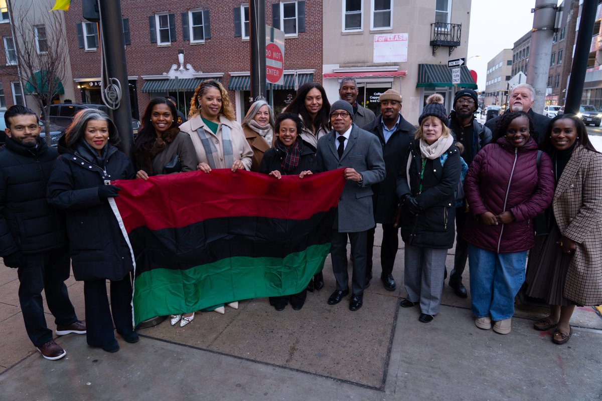 MiddlesexCntyNJ's tweet image. We raised the Pan-African flag in #celebration of #BlackHistoryMonth. A joyful moment honoring the culture, creativity, resilience &amp;amp; lasting impact of Black #communities in our County &amp;amp; beyond. ❤️🖤💚
