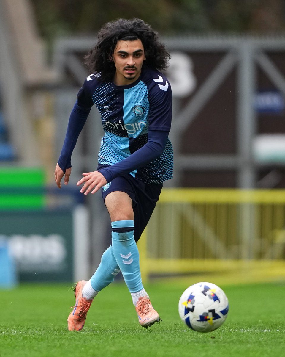 Wycombe Wanderers Academy tweet media