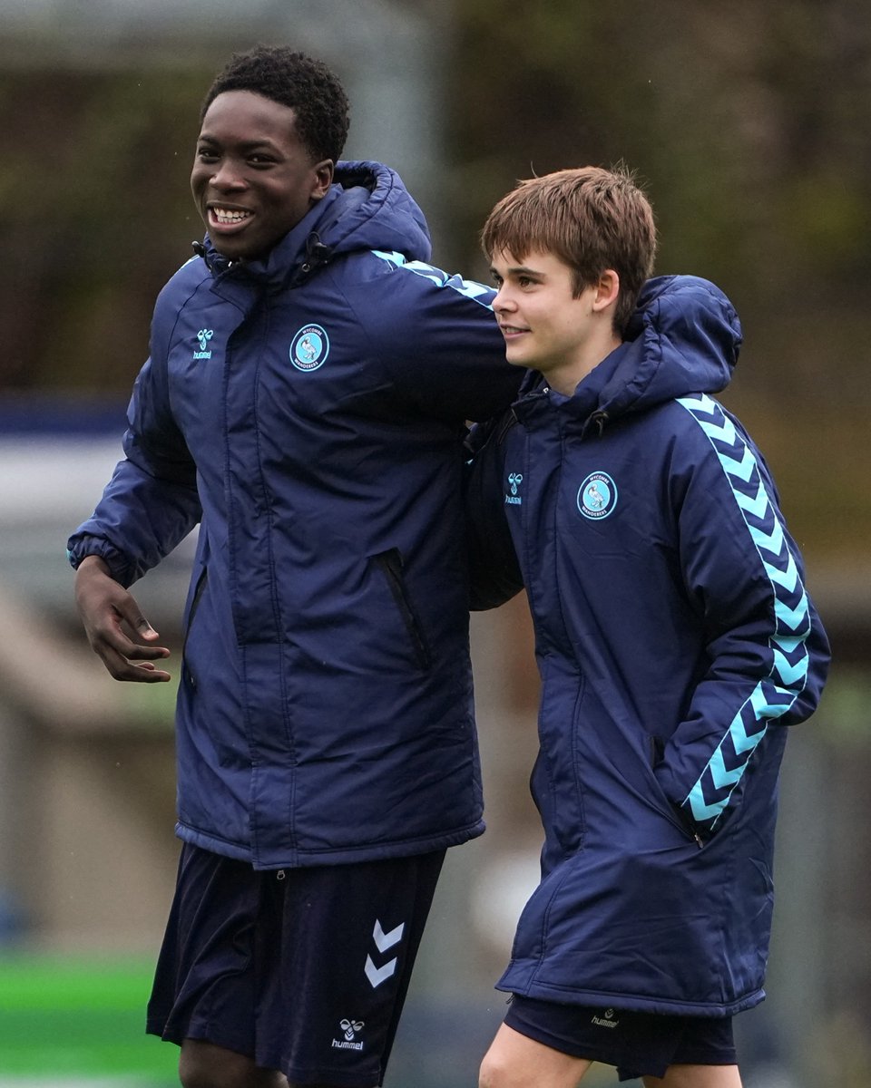 Wycombe Wanderers Academy tweet media
