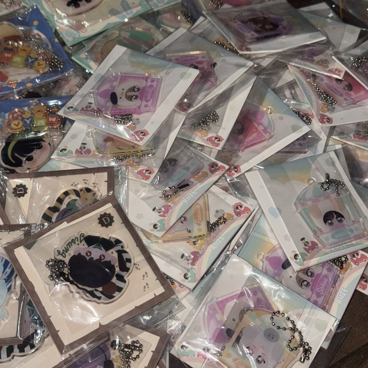 ꒰ pls kindly retweet ꒱

ꔛ แจก giveaway 𓈒ﾟ⑅

♡︎ SHINee / nct dream / nct / wayv / RIIZE
♡︎ Ex. sticker / keyring / memo pad

🏟️ : Rajamangala Stadium
📅 : 14th Feb
⏰ : tba

Rule
❥ Retweet + Follow

#SMTOWNLIVEinBangkok 
#SMTOWNLIVE2025_26_BANGKOK #SMTOWN_LIVE_BKK
