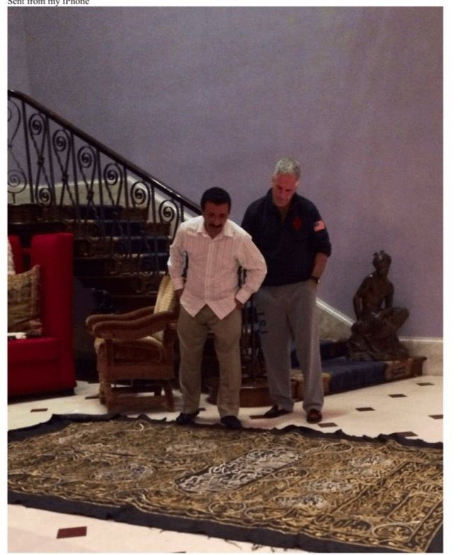 قطعة من أطهر مكان بالعالم عند #ابستين واحد من اقـ.ذر الشخصيات في العصر الحديث...

الا لعنـ.ـه الله عليكم