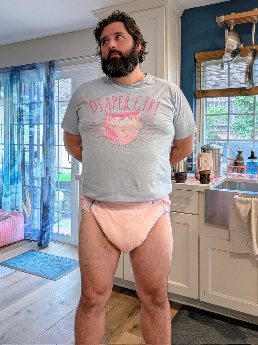 Sissy Chloe tweet media