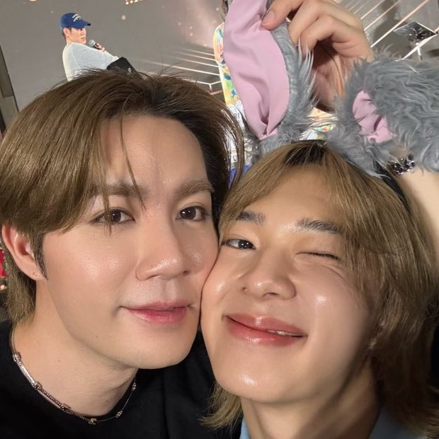 NNs_Chubbycheek's tweet image. ใครมานจาไปฟรินwa แค่ซีนุนิวเอาแจ้มแนบกันปะ กนดาดนาะระเทาะ 🫠🫠🫠🫠🫠

DMD UP TO U PARTY 2026
#DMDNEWYEARPARTY2026