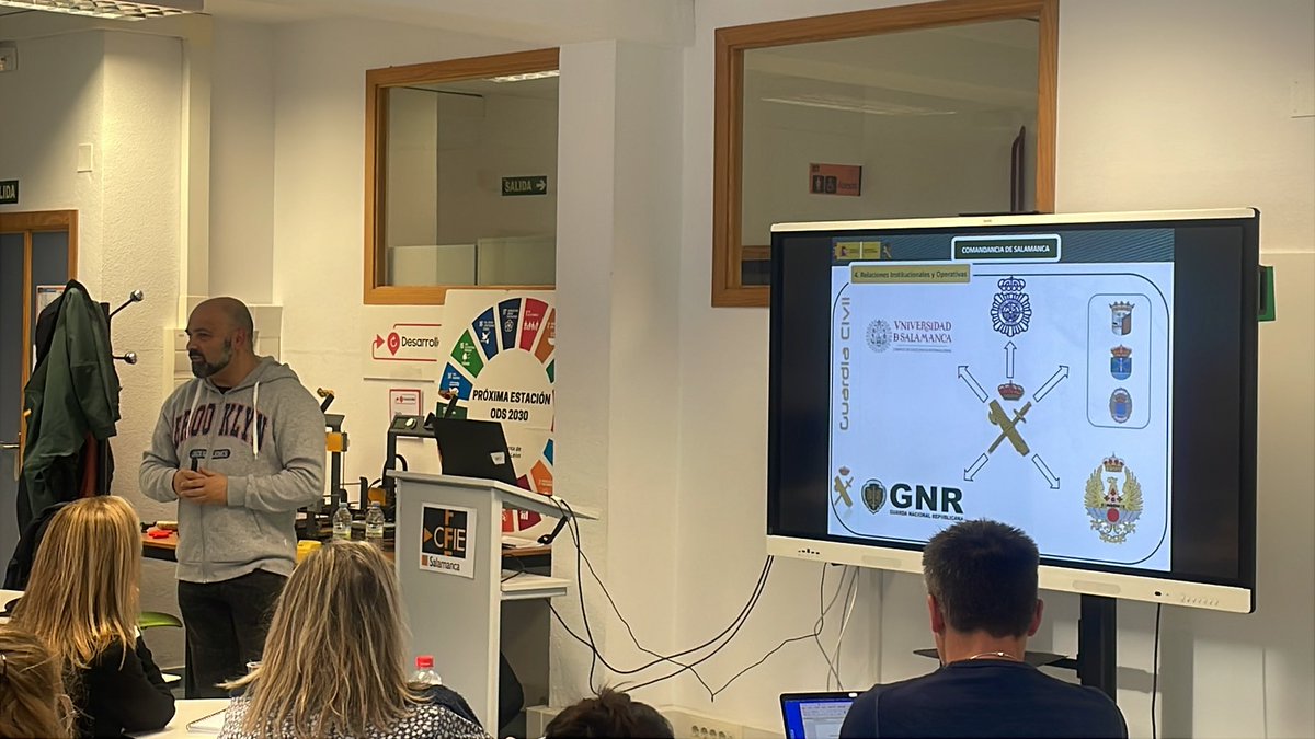 Asesoría de Convivencia del CFIE de Salamanca tweet media