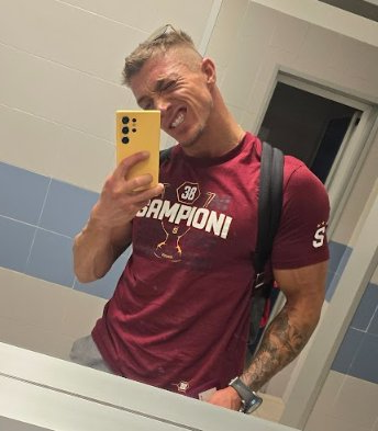 zahry fitness model tweet media
