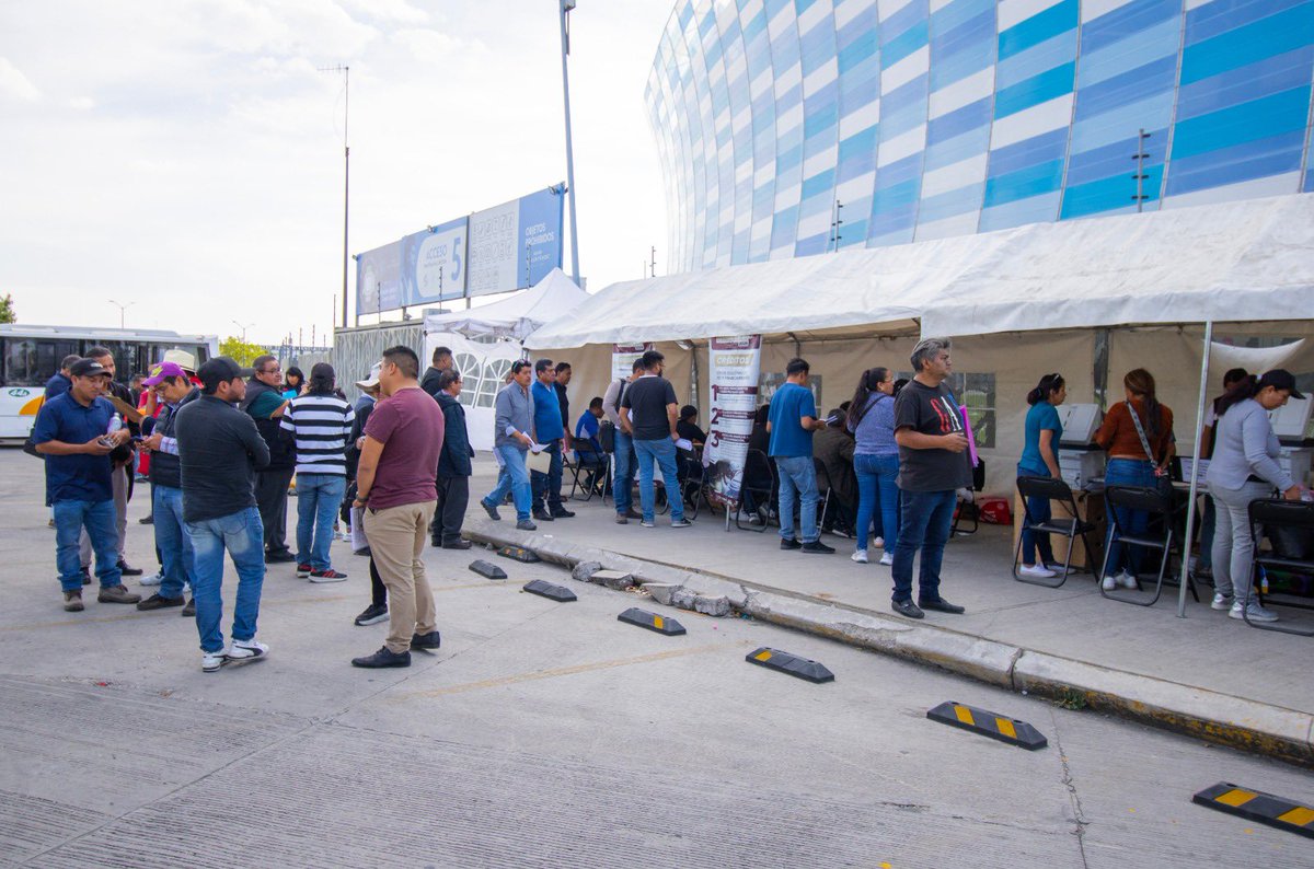 La revista vehicular avanza con la incorporación de unidades nuevas, que reemplazan progresivamente a vehículos de modelos antiguos, como parte del proceso de reordenamiento y modernización del transporte público en Puebla.

Esta acción, impulsada por el <a href="/Gob_Puebla/">Gobierno de Puebla</a> que encabeza
