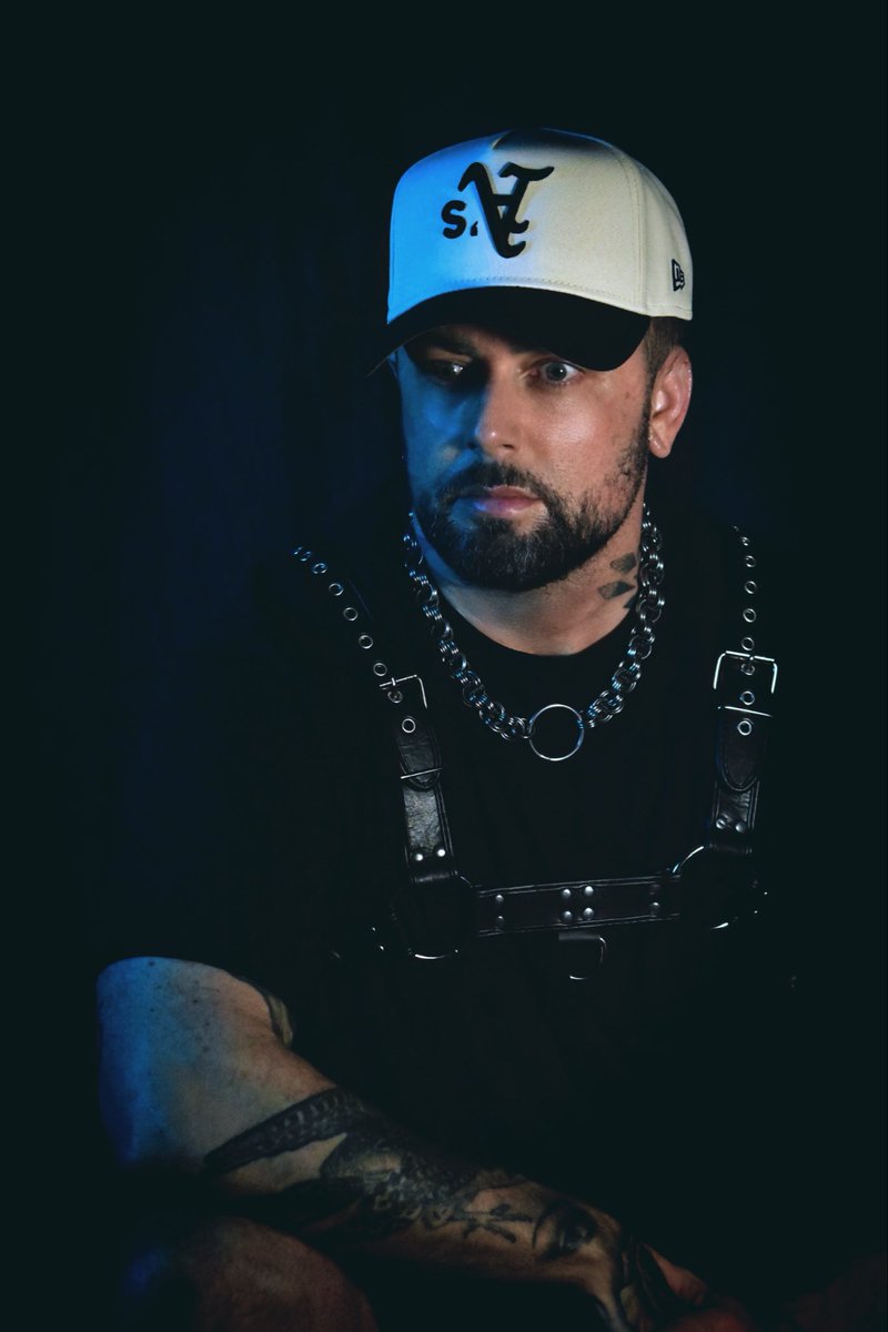 notanormalboy tweet media