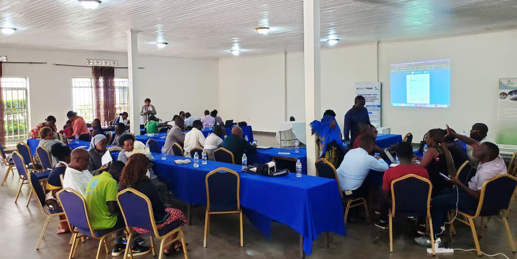 refacrwanda1's tweet photo. Today GS Nyamata &amp; GS Nyiragiseke staff in @BugeseraDistr  were trained  on the "Menya Amakuru y’Uburezi” platform by REFAC, enabling communities to report educ. issues in REAL time Implemented under Twiyubakire Imiyoborere y’Uburezi in partnership with @FCDOGovUK &amp; @Trocaire https://t.co/lGFKKnurKS