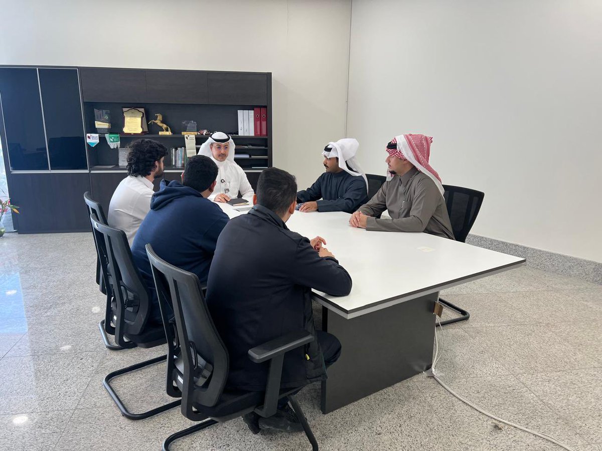 بدأت المجالس الطلابية اجتماعاتها الأولى للفصل الثاني بحماس وتفاؤل، حيث استعرضت الأنشطة السابقة وناقشت المبادرات المستقبلية وقدمت المقترحات وحددت أولويات المشاريع لتعزيز التفاعل المجتمعي والثقافي والرياضي والتعليمية.