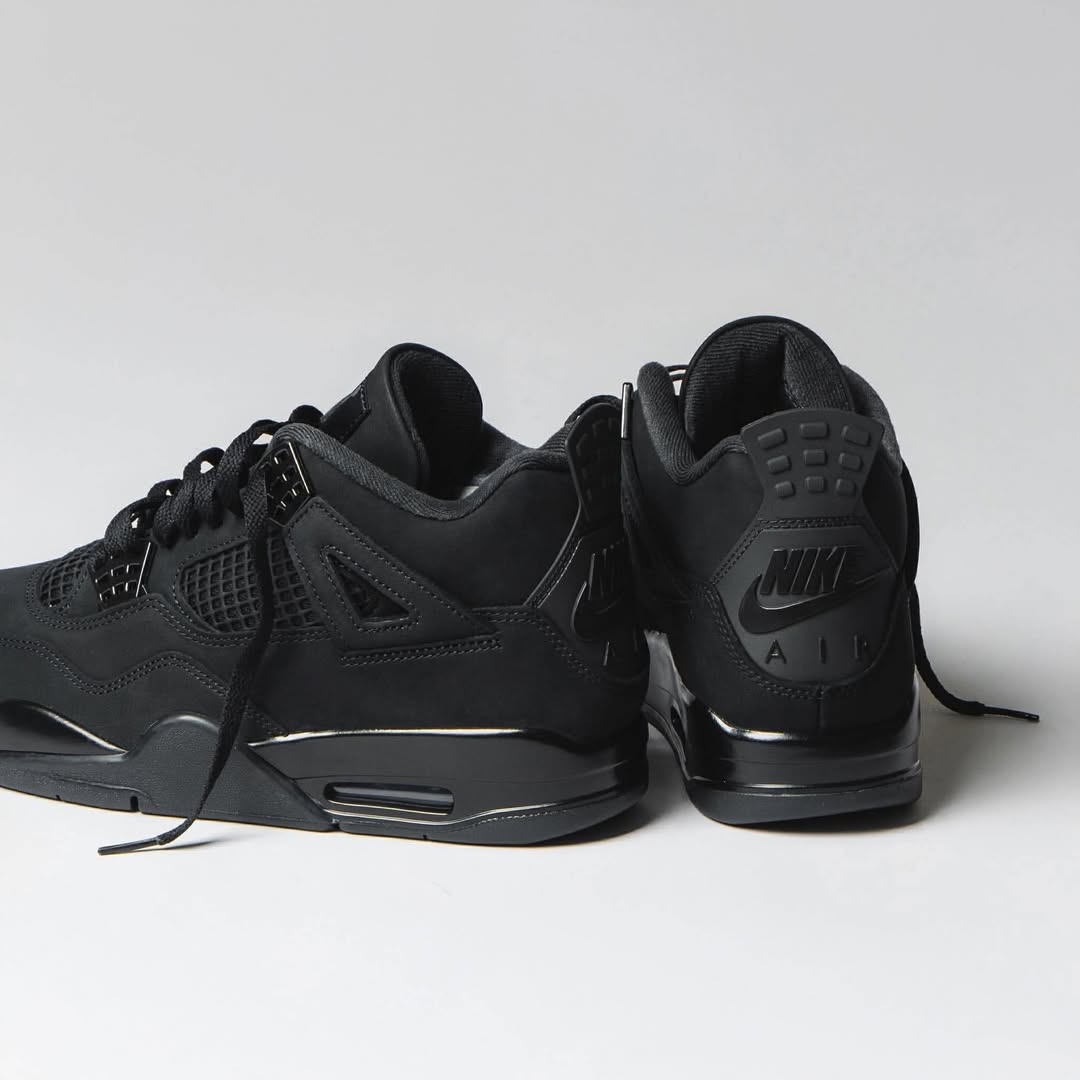 JustFreshKicks's tweet photo. Air Jordan 4 Retro "Black Cat" restocking for All-Star Weekend 🐈‍⬛

Details: https://t.co/OnddHuZKwN https://t.co/CKAYb1rjNs