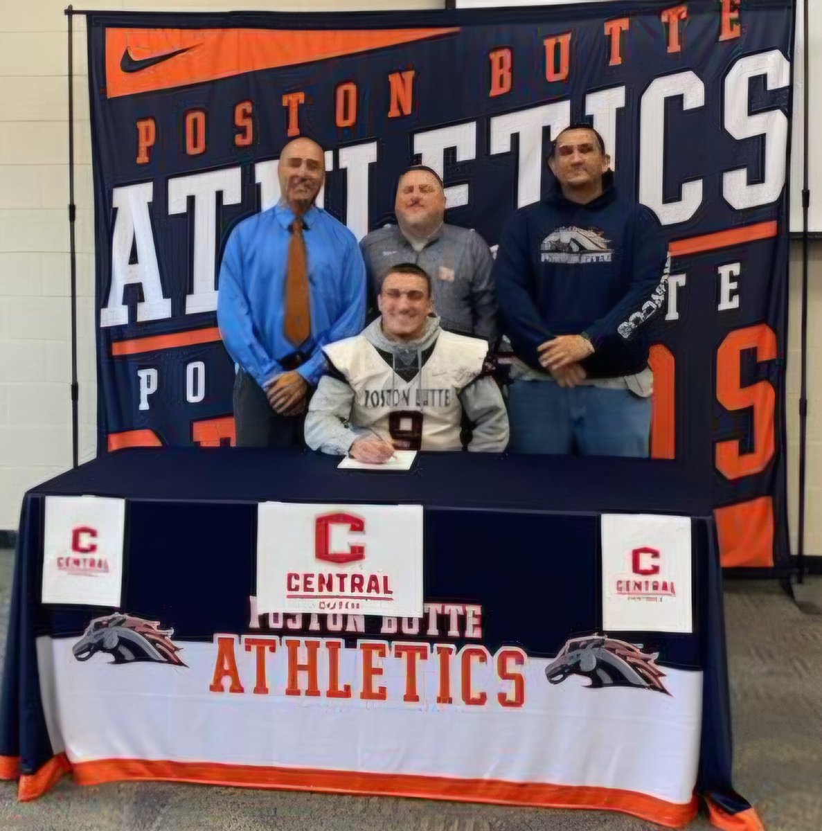 Poston Butte Bronco Football tweet media