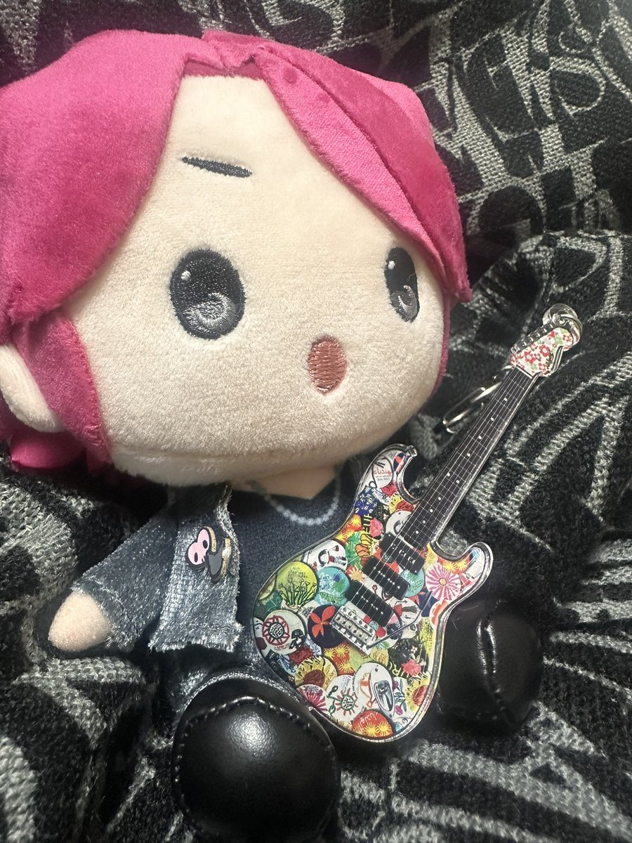 SM_HDM171127's tweet photo. 真夜中の撮影会…🌙

#LUNASEA https://t.co/nRLFrWaYhW