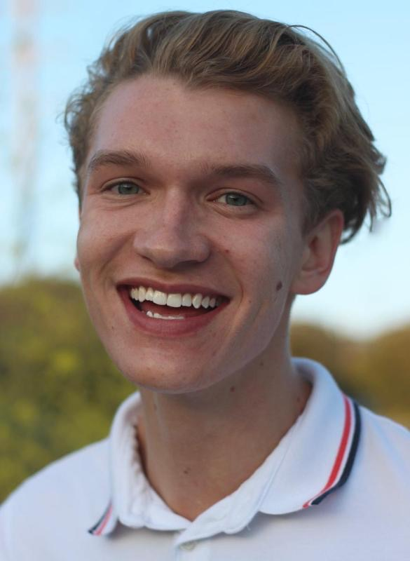 storriephotos's tweet image. Connor Storrie in old headshot sessions.