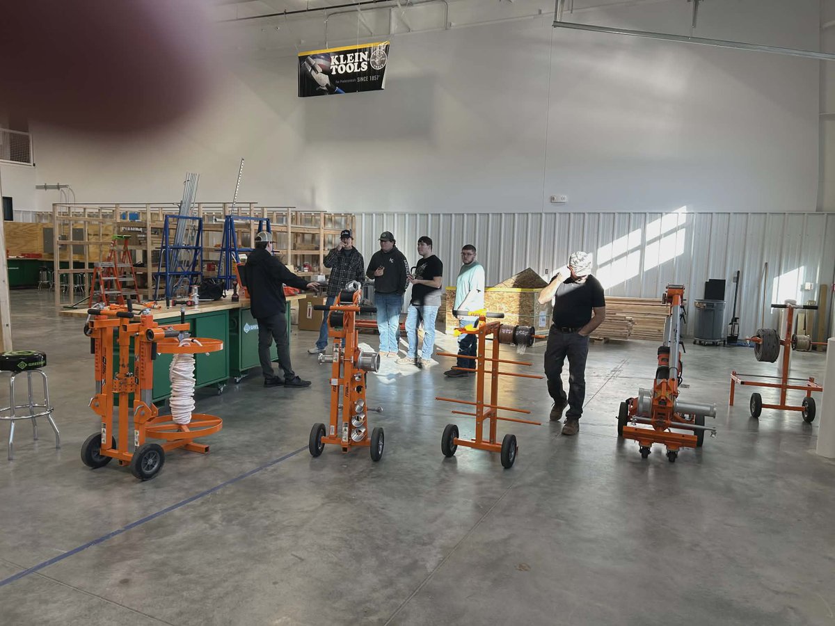 Join us for live, hands‑on demos with the iTOOLco team:
📍 Garden City – Feb 17
📍 Liberal – Feb 18
📍 Dodge City – Feb 19
#iTOOLco #KansasElectricians #GardenCityKS #LiberalKS #DodgeCityKS #ElectricalTools #JobsiteSafety