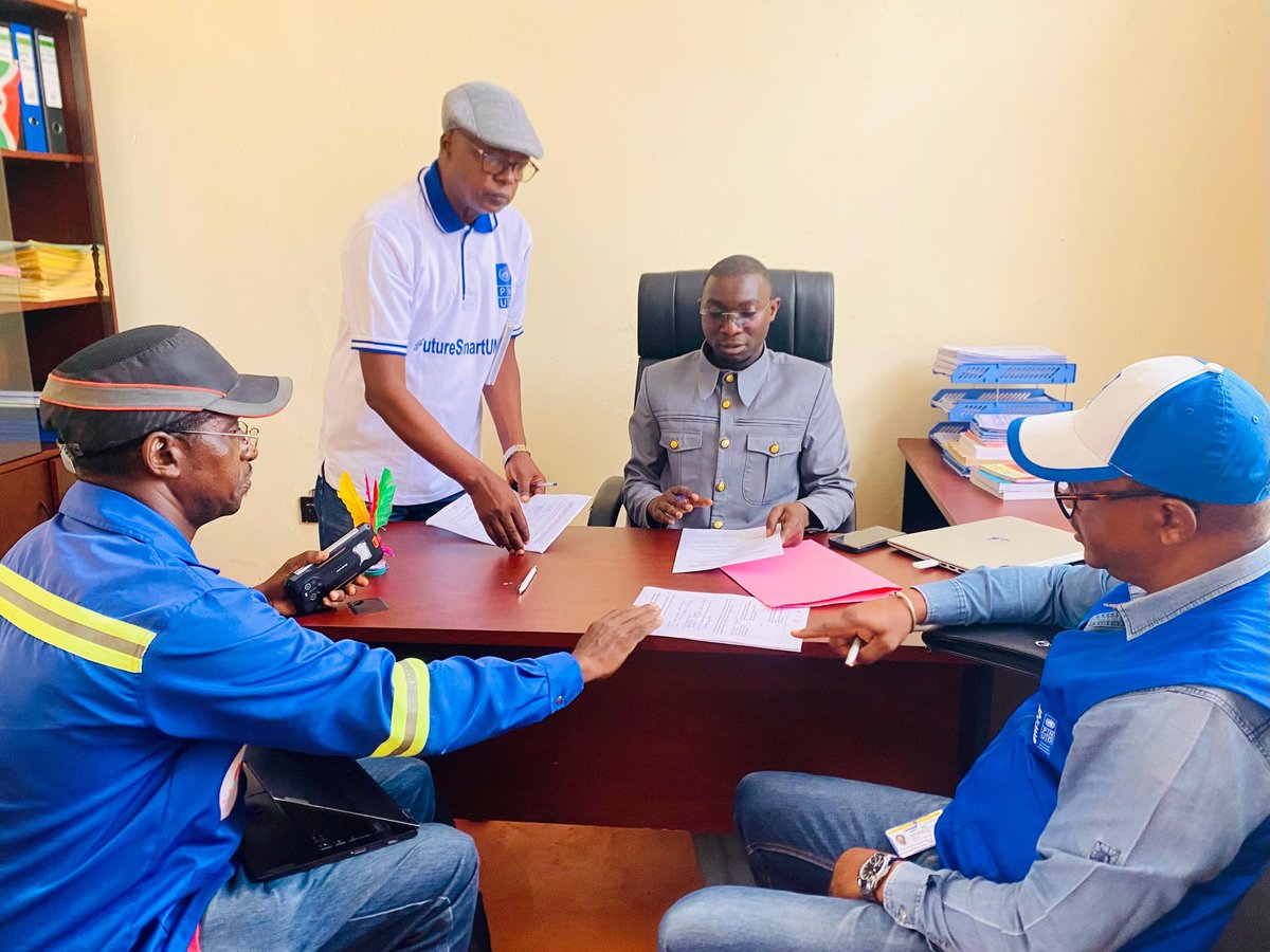 action_bonne's tweet image. L'École Socle du Savoir de #Matongo #Gitega, œuvre de l'@action_bonne, a bénéficié ce mardi 10 février 2026 d’un don du PNUD, composé d’un système solaire de 18 kW avec des batteries lithium de 45 kW et d'une connexion Starlink.