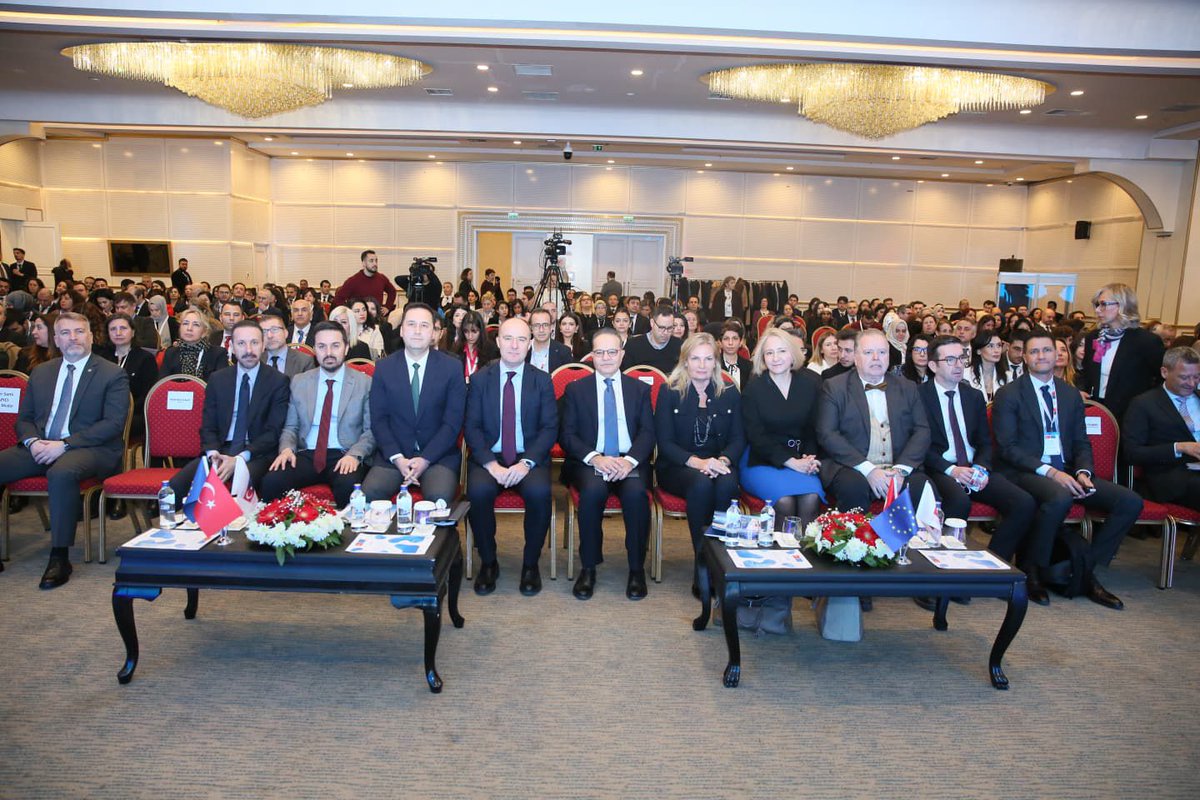 Bülent Özcan tweet media