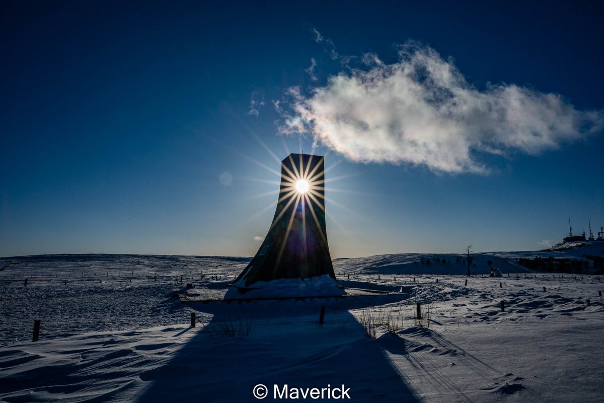 美しの塔

他の人がいないタイミングねらって。
