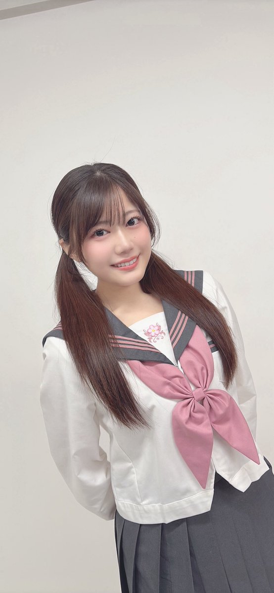 h_maki_official's tweet image. #朗読劇カーテンアップ
ビジュアル公開✨

久保山 美月（くぼやまみつき）役として出演させていただきます‼︎セーラー服‼︎

チケット発売はこのあと22:00〜です‼️

どうぞよろしくお願いしますᕕʕ •ᴥ•ʔᕗ