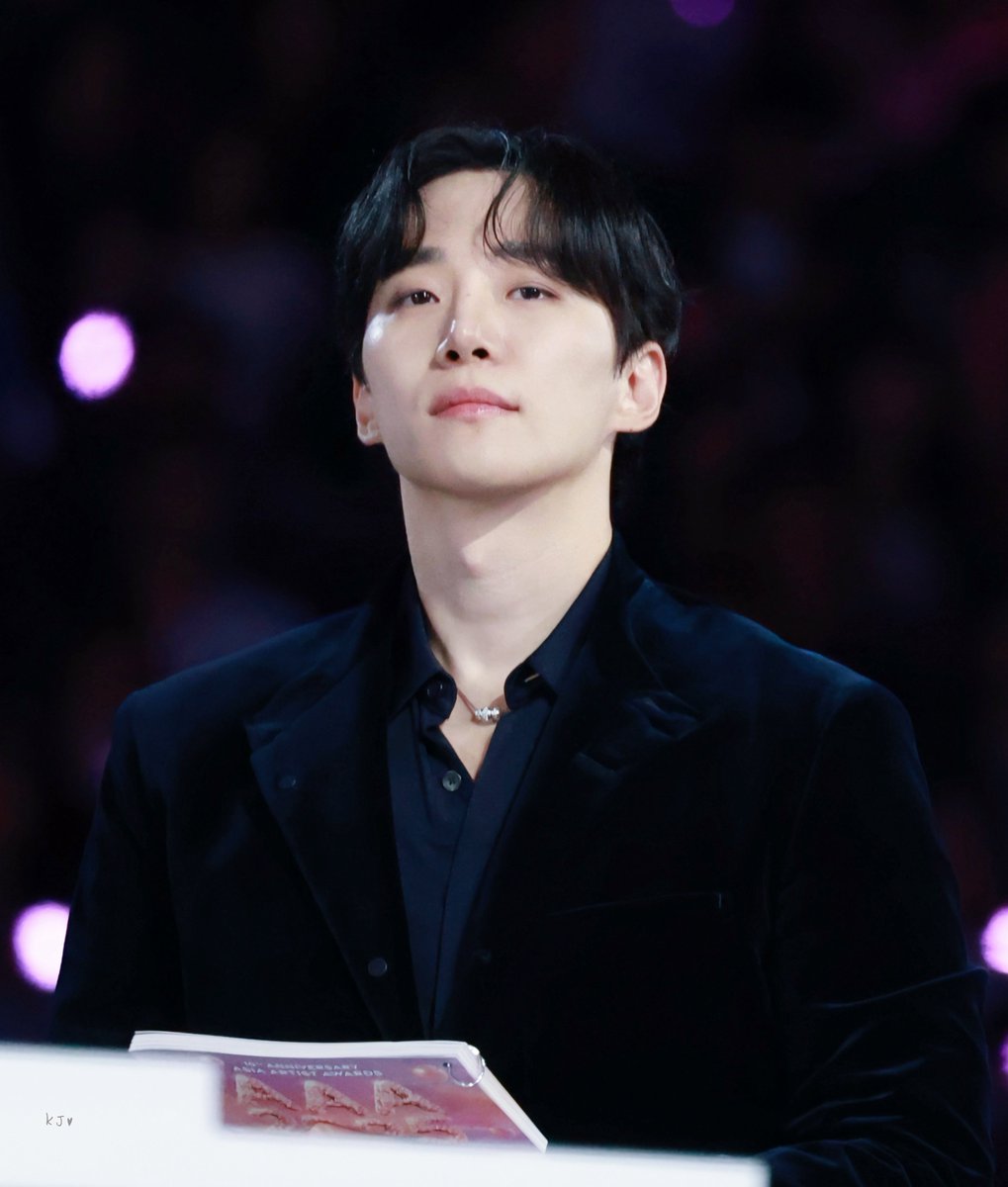 ［251206-AAA］

單邊的小眼皮

#이준호 
#leejunho 
#junho 
#李俊昊 
#ジュノ