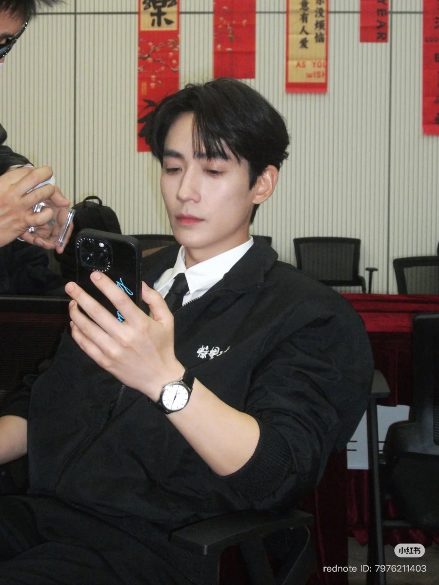 wenella_subs's tweet photo. Feb 9 XHS: Zhu Yilong Studio shares BTS photos of ZYL at Scare Out launch

#ZhuYilong #朱一龙 #朱一龍 https://t.co/1qPue3je6y