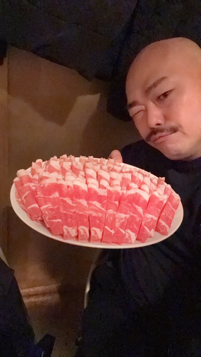 安田大サーカス クロちゃん (@kurochan96wawa) / Highlights / X