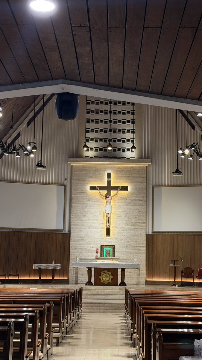 Bapa, Hujannya terlalu besar, payungku terlalu kecil 🥺😔