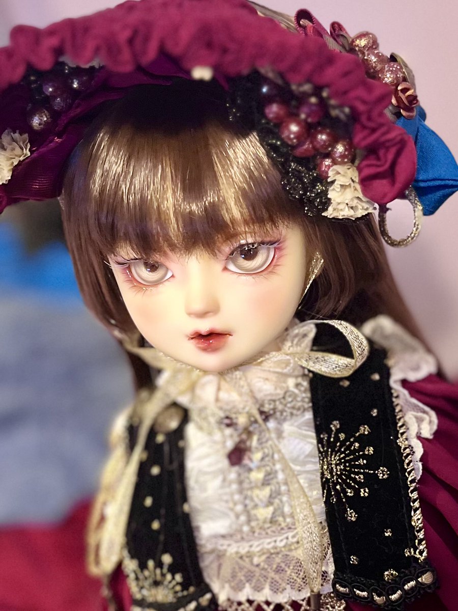 姫ちゃんに赤ドレス〜可愛いねぇ😍
まつ毛が白と黒の組み合わせで、色んなウィッグと合わせやすくてお気に入り🥰
カスタマー様にお任せして良かったなぁ〜
💄<a href="/sone_doll/">曾根崎💎ドールメイク停止中</a> #sone_make