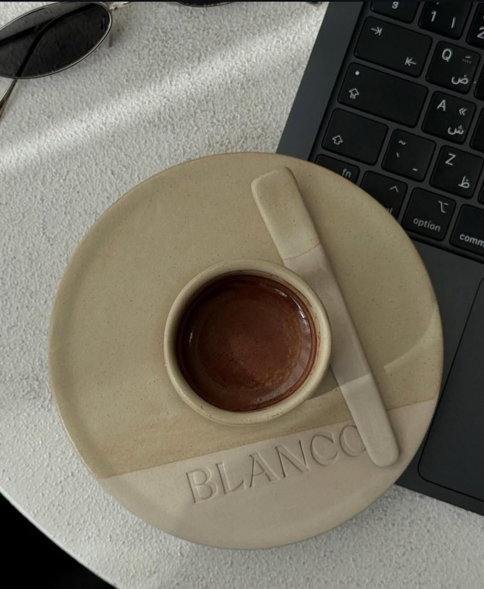 وغفى بصدري
عتاب 
ما عاد 
للحكي قيمة..!
#بوح_المشاعر