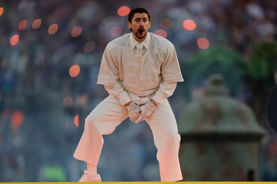 Bad Bunny Brasil 🇧🇷 tweet media