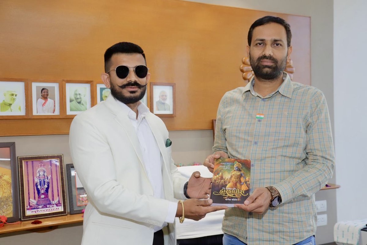 MeArjunSingh's tweet photo. It was an honour to meet Shri @IkaushikV ji Hon’ble Minister of State for Law &amp; Judiciary, Energy &amp; Petrochemicals, and Legislative &amp; Parliamentary Affairs, Government of Gujarat, and Hon’ble Member of the Legislative Assembly. The interaction was constructive communication. https://t.co/FwEfIfgQHV