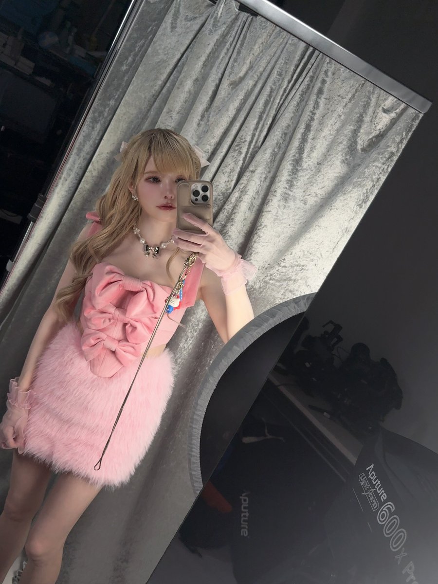 私も40過ぎても可愛い服着たい 周りの目なんか気にしない、人生一度