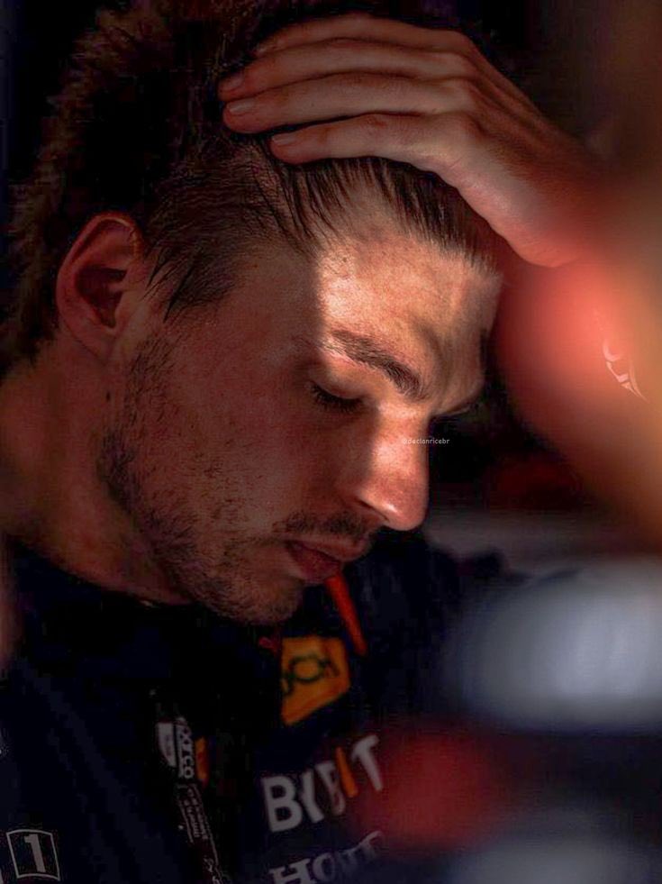verstappennt's tweet photo. max verstappen ft. sun https://t.co/WF0BygNJC0