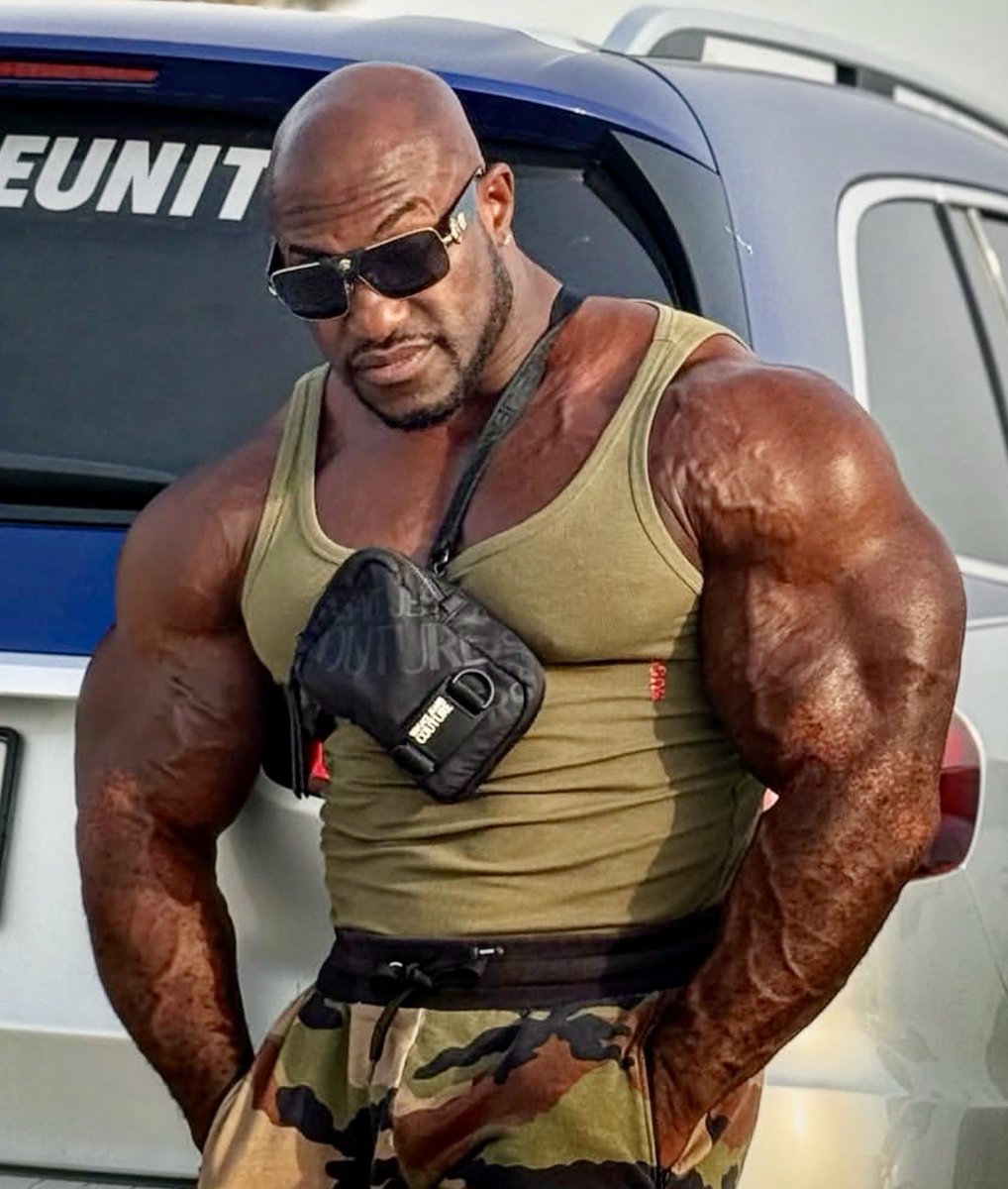 Julius Muscle (@juliusmuscle39) on Twitter photo 